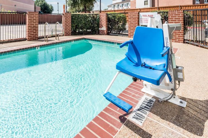 Pool 2 of 24