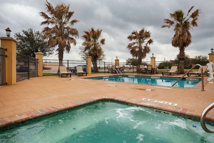 Pool 3 of 29