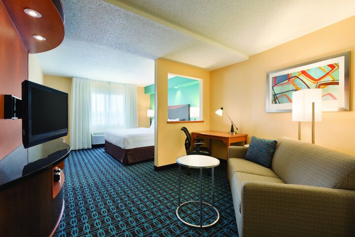 Room 14 of 23