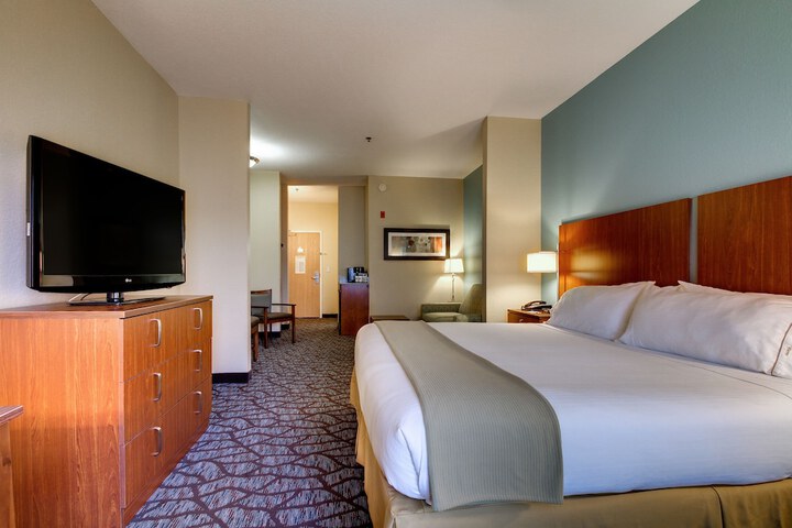 Room 46 of 74