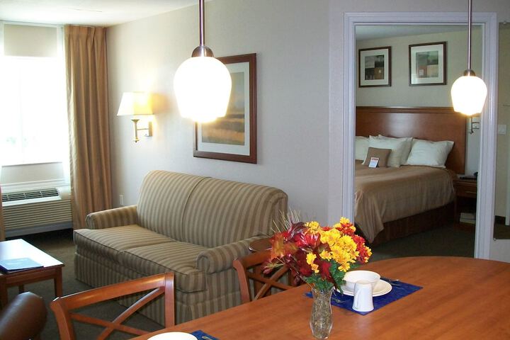 Candlewood Suites La Porte by IHG