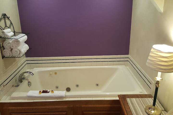 Room 40 of 128