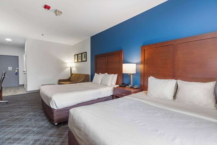 Room 13 of 29