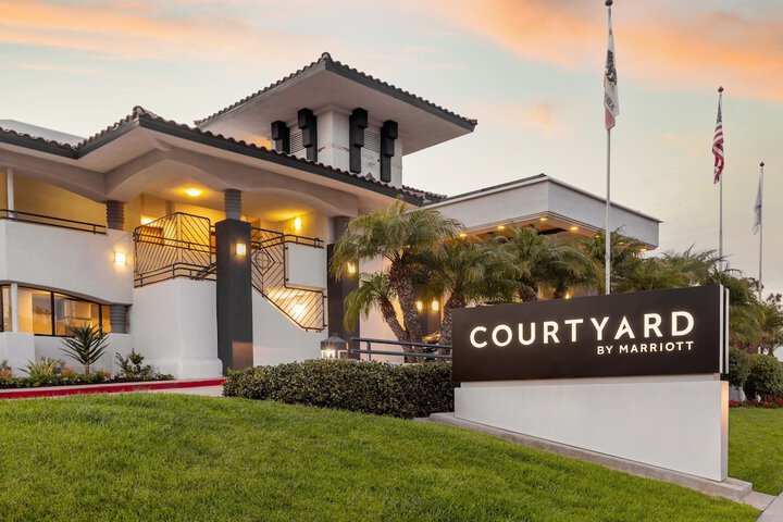 Courtyard by Marriott San Diego Del Mar / Solana Beach