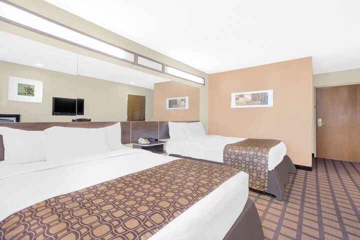 Room 12 of 14