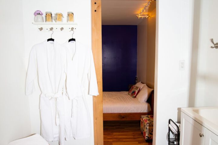 Room 34 of 54