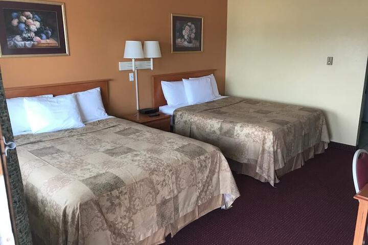 MIDWAY MOTEL