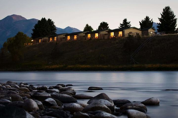 Yellowstone Valley Lodge an Ascend Collection Hotel
