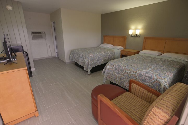 Room 17 of 17