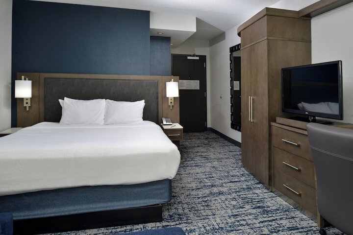 Room 20 of 51