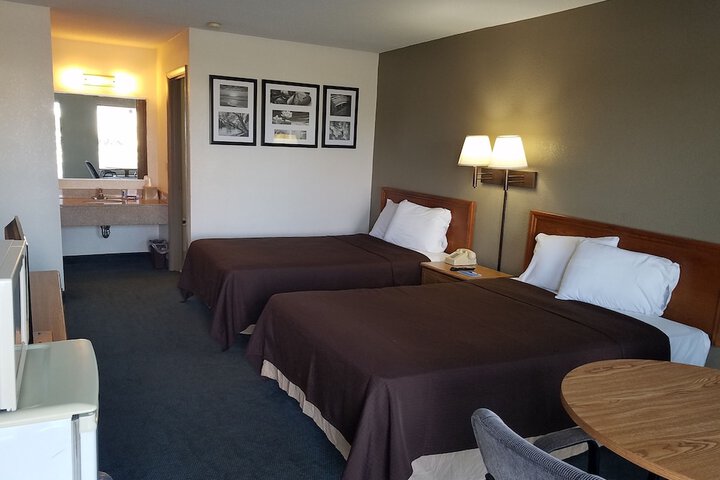 Room 12 of 27