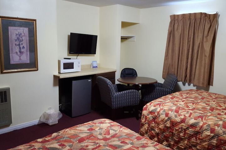 Room 8 of 8