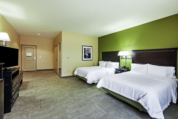 Hampton Inn & Suites Tulsa North / Owasso