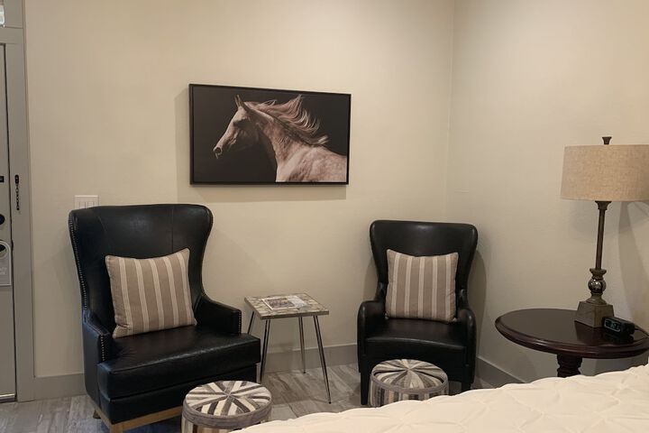Room 193 of 361