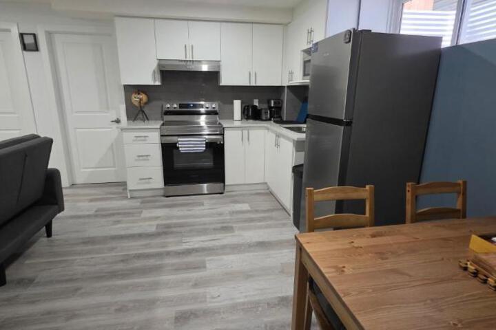 Entire guest basement suite in Cochrane AB