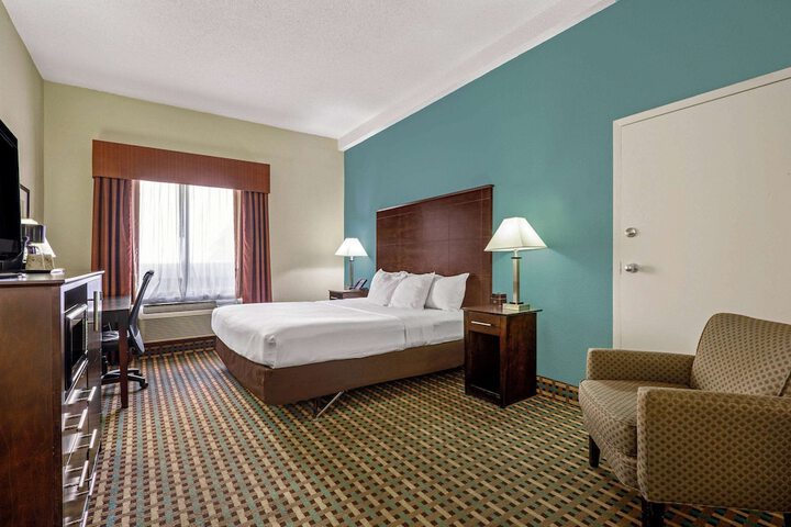 Room 22 of 26