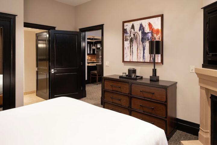 Waldorf Astoria Park City