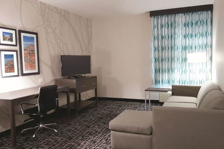 Room 40 of 78