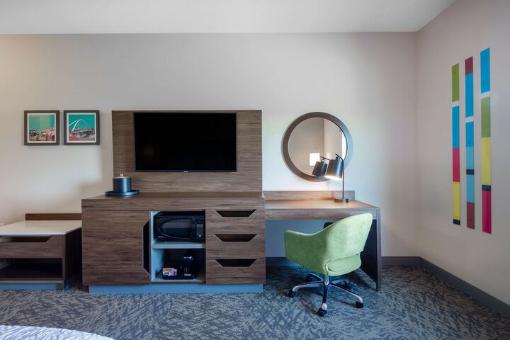 Room 26 of 50