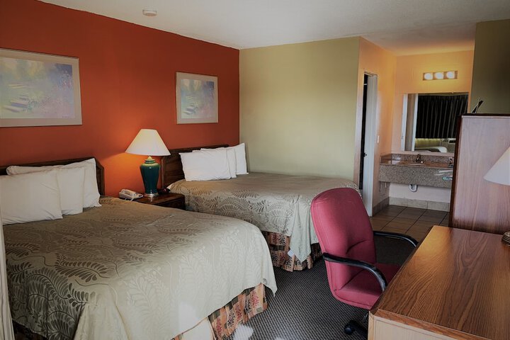 Room 19 of 29