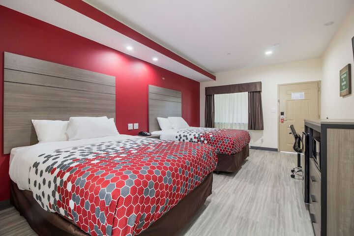 Room 7 of 26