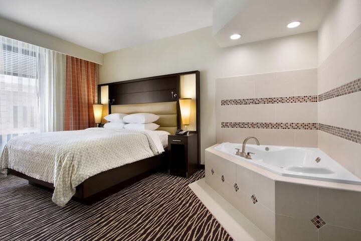 Room 21 of 50