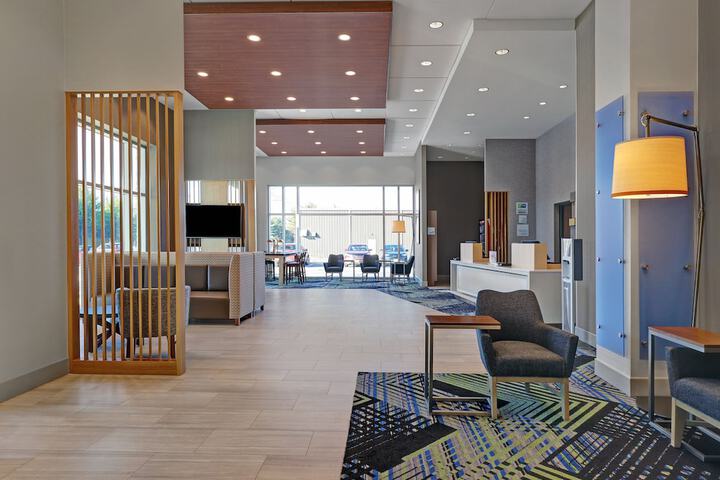 Holiday Inn Express Kingston West by IHG