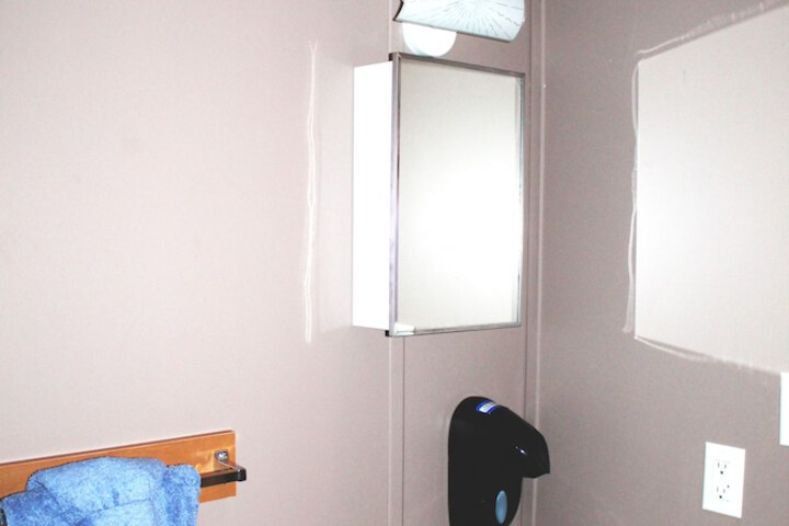 Room 7 of 49
