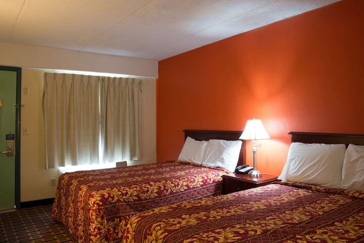 Room 30 of 46