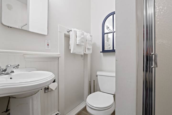 Westbrook Inn B & B