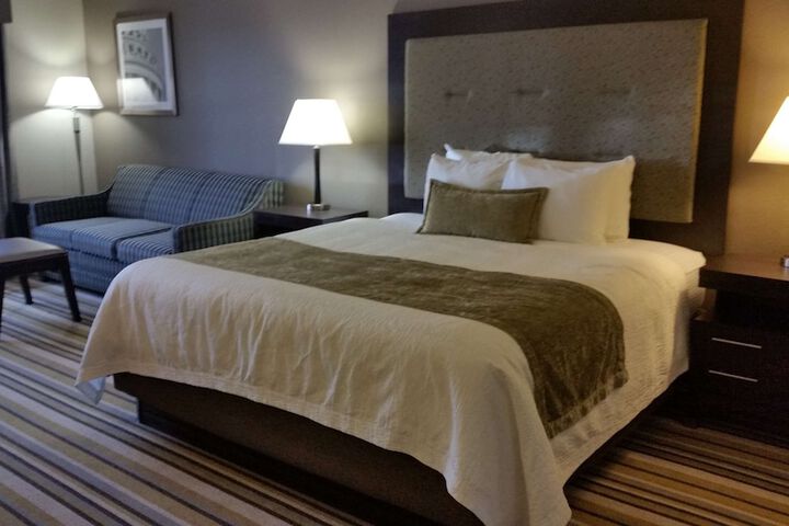 Room 11 of 35