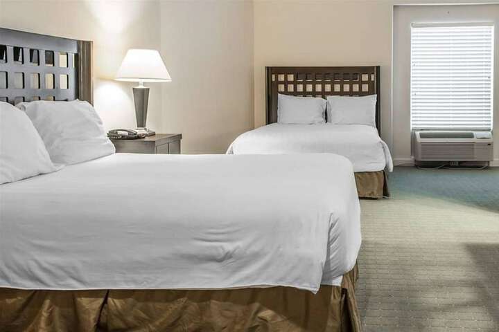 Sunchase Inn & Suites