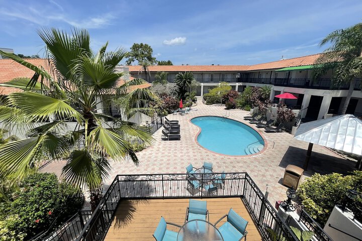 Hotel 4 of 28