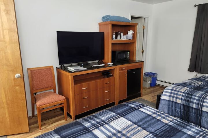 Room 18 of 21