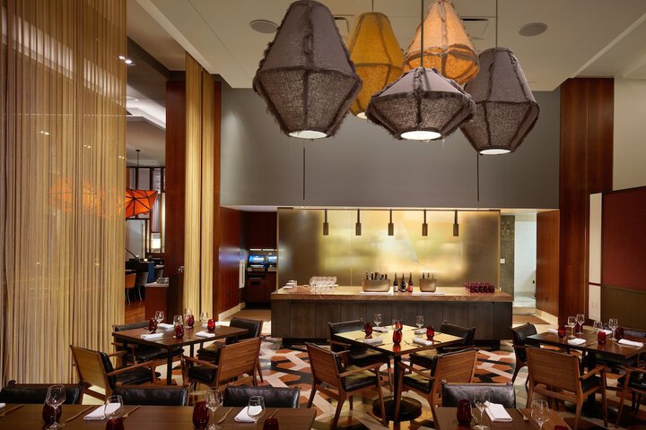 Dining 104 of 118
