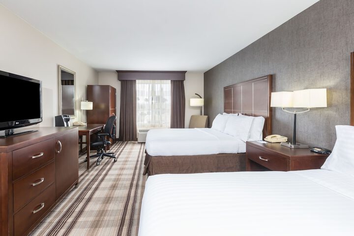 Room 15 of 34