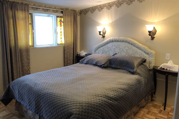 Room 34 of 60