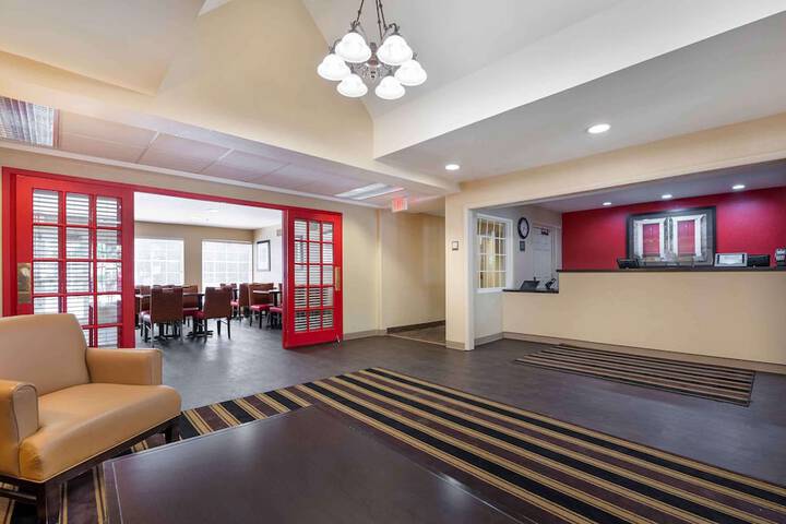 Hotel Interior 13 of 32