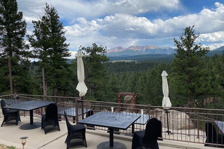 Pikes Peak Paradise Bed and Breakfast
