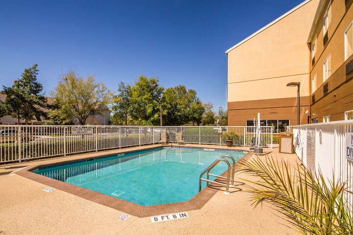 Pool 4 of 31