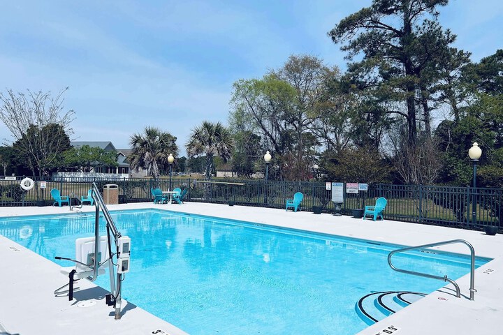 Blue Water Inn & Suites BW Signature Collection