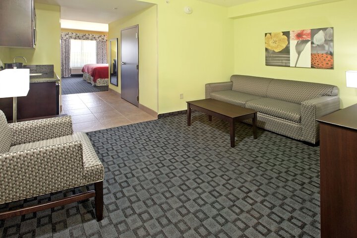 Holiday Inn Garland by IHG