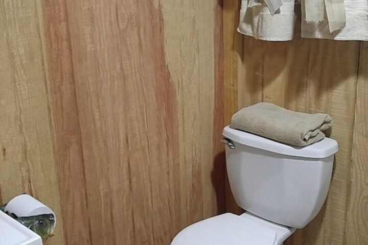Room 14 of 32