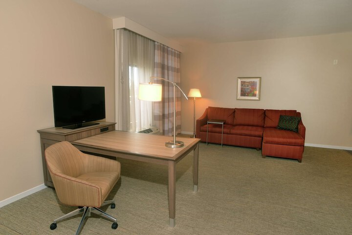 Room 16 of 30