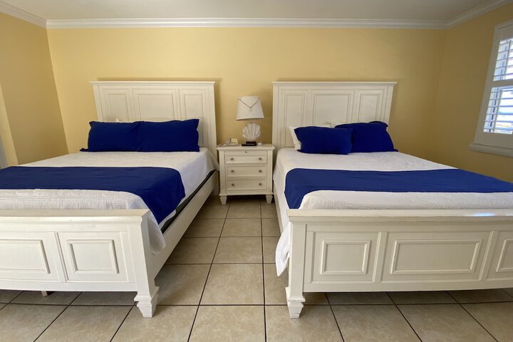 Coral Sands Inn