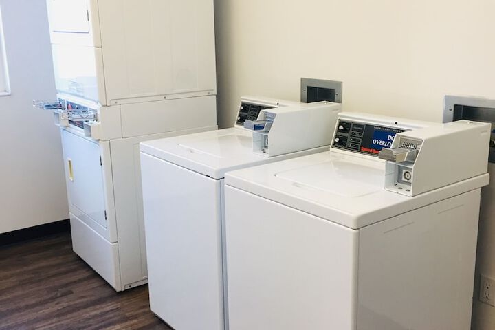 Laundry 38 of 38