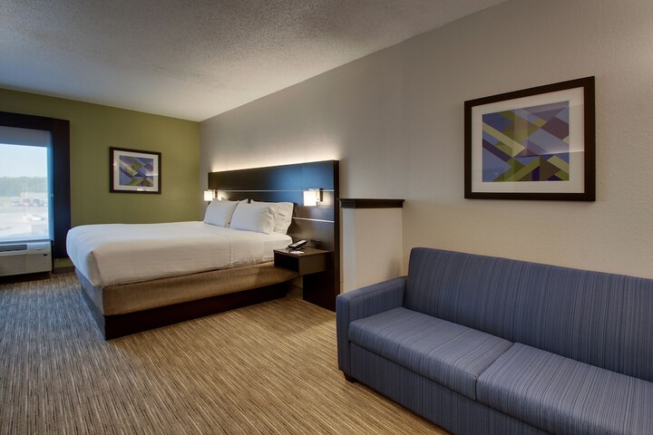 Room 34 of 50