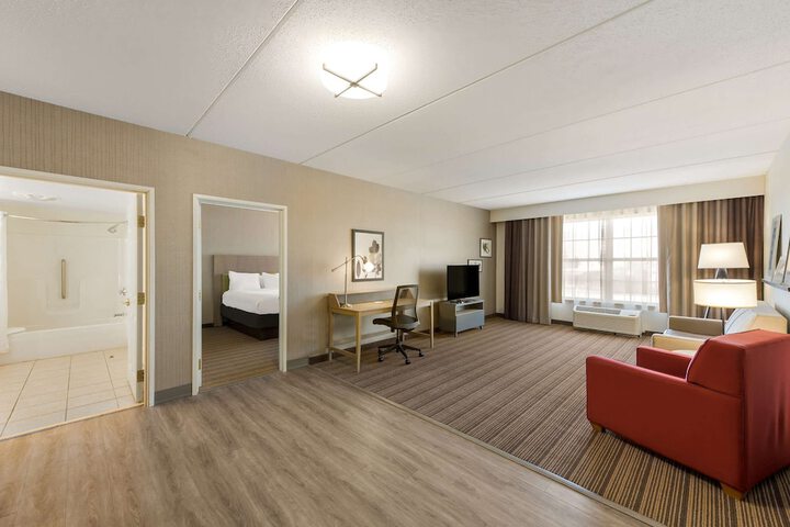Room 30 of 65
