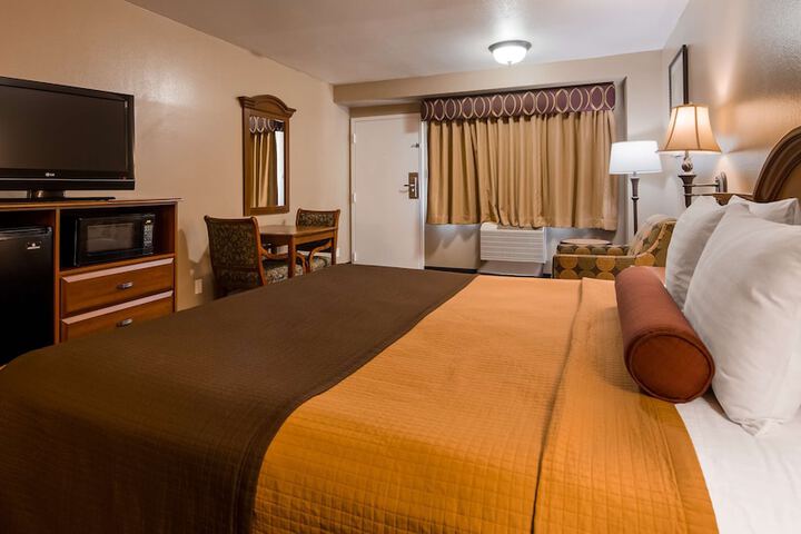 Room 20 of 27