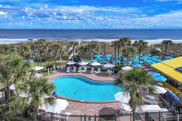 Seahorse Oceanfront Inn